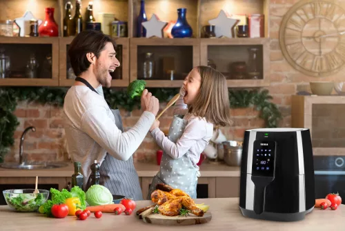HASZNÁLT - TESLA AirCook Q30 - multifunkciós digitális forró levegős sütő, 3,8 liter, 1300W, fekete